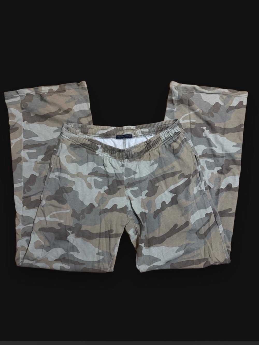 Brandy Melville Anastasia Camo Sweatpants